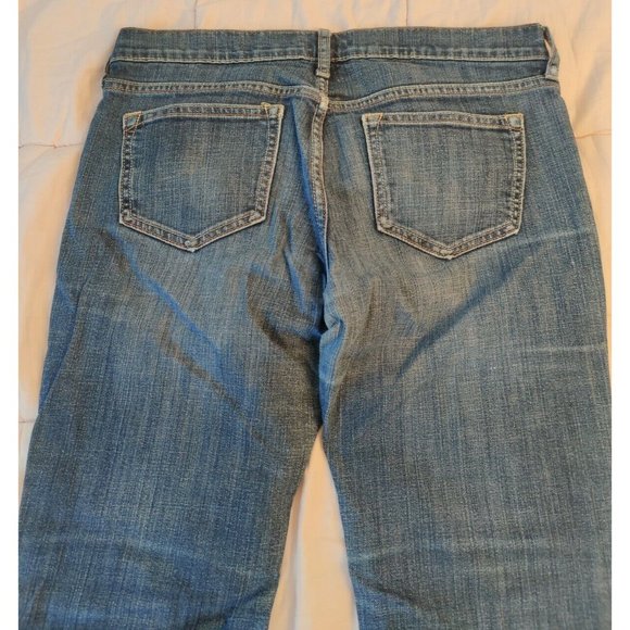 Old Navy Women's Diva Blue Denim Jeans: Short (size 8) - Picture 8 of 8
